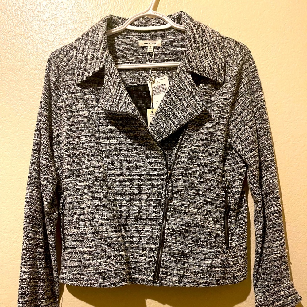 Lightweight jacket